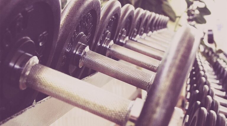 Read more about the article Will Lifting Weights Improve My Kumite Skills?